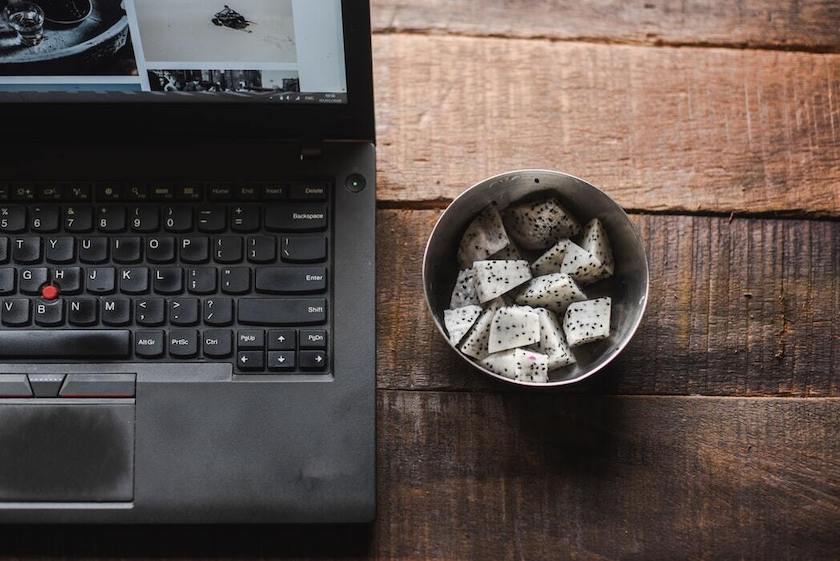 Dieta w czasie kwarantanny, czyli jak nie przytyć na home office?